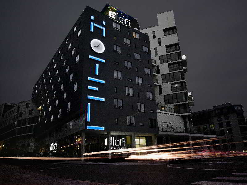 Aloft Schuman Hotel